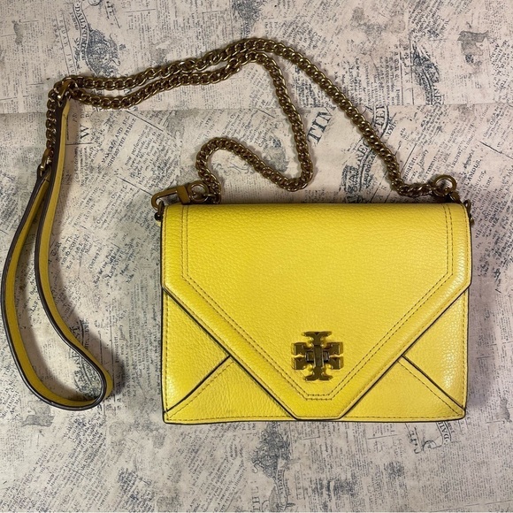 Tory Burch Kira Cross Body Bag  Envelope Style Chain Shoulder Strap - Picture 1 of 16